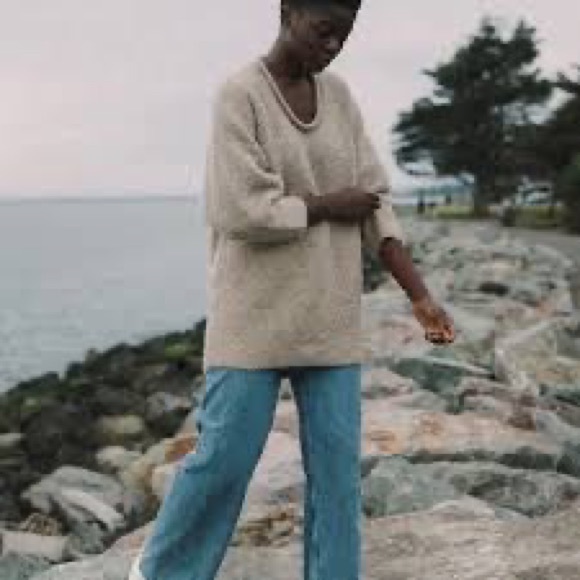 Aliya Wanek Sweaters - BEAUTIFUL ALIYA WANEK LEAL SWEATER